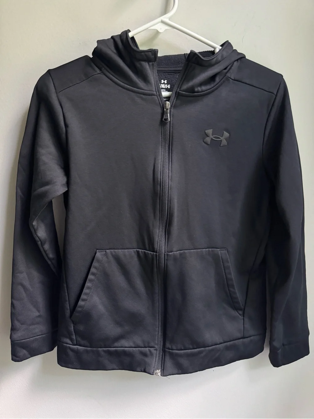 Under Armour Kids Black Hooded Full Zip Sweatshirt EUC